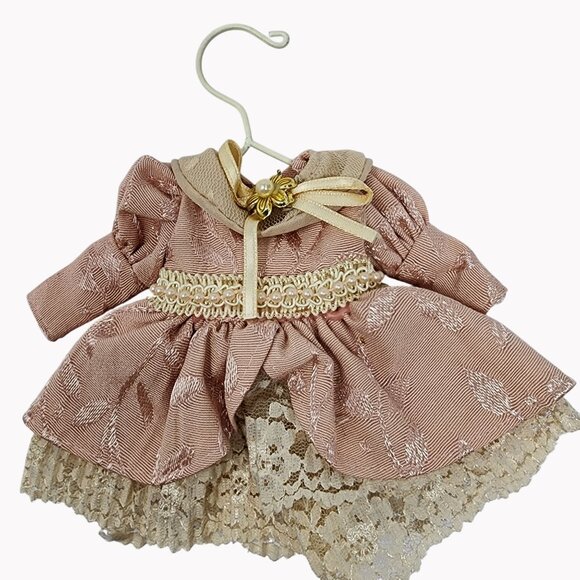 Victorian Style Dress Ornament Set of 6 Decorative Fan Christmas Decor - Picture 3 of 11